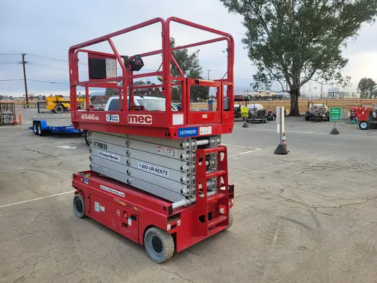 2018 MEC 4046SE Scissor Lift