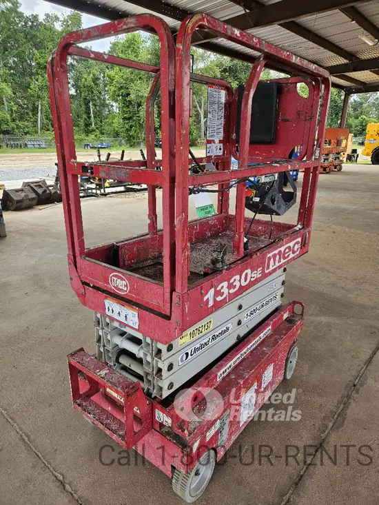 2018 MEC 1330SE Scissor Lift
