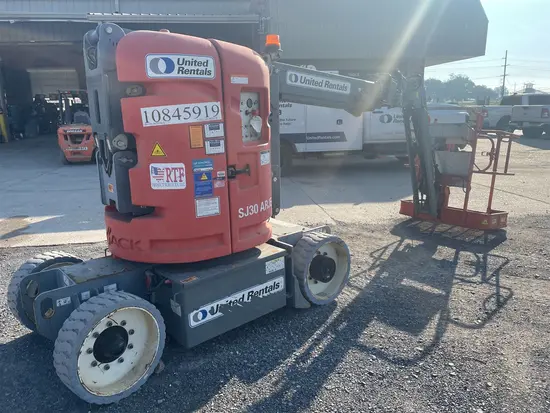 2018 Skyjack SJ30ARJE Articulating Boom Lift