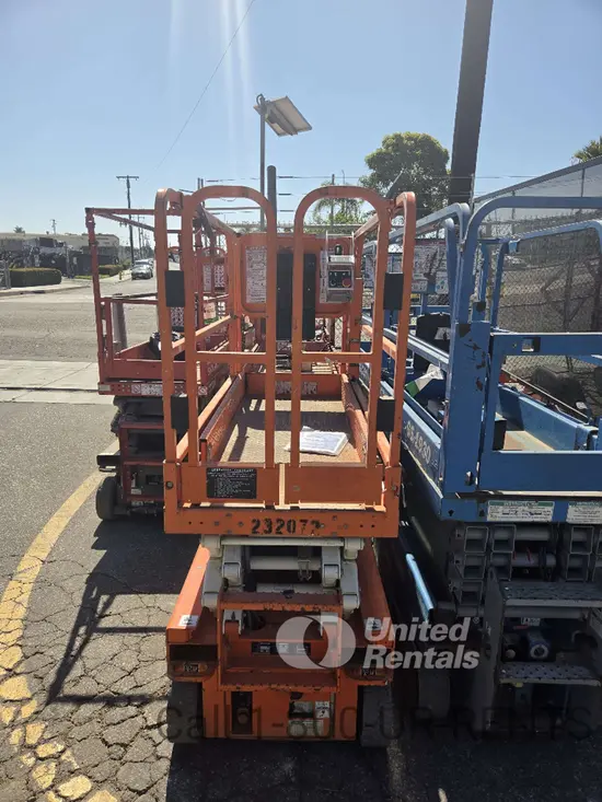 2019 Snorkel S3219E Scissor Lift