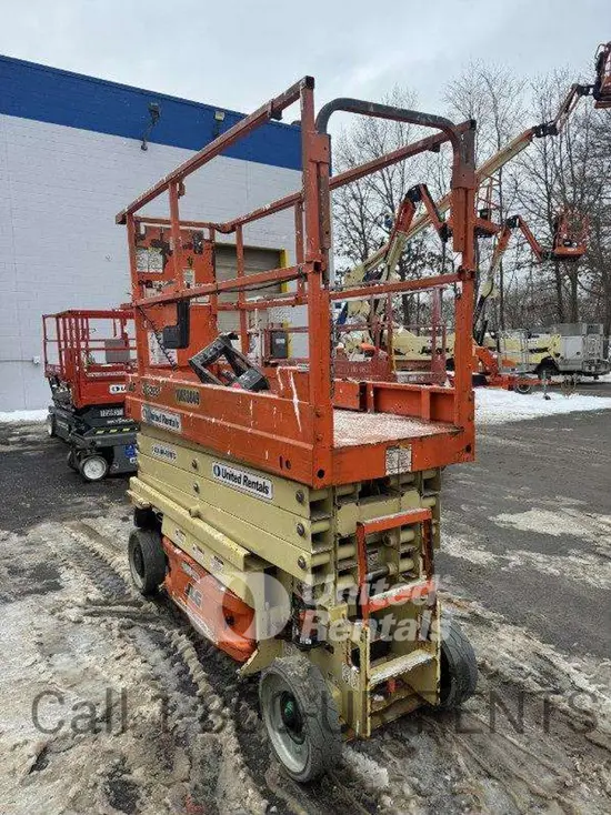 2017 JLG 2632ES Scissor Lift