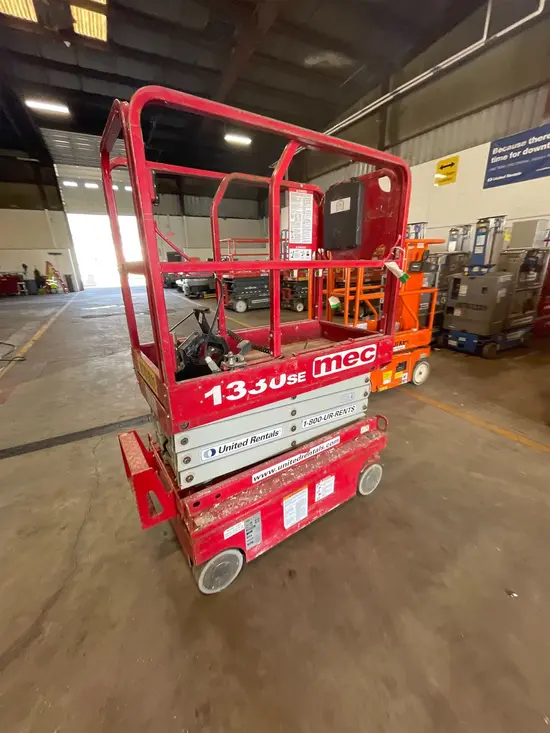 2018 MEC 1330SE Scissor Lift