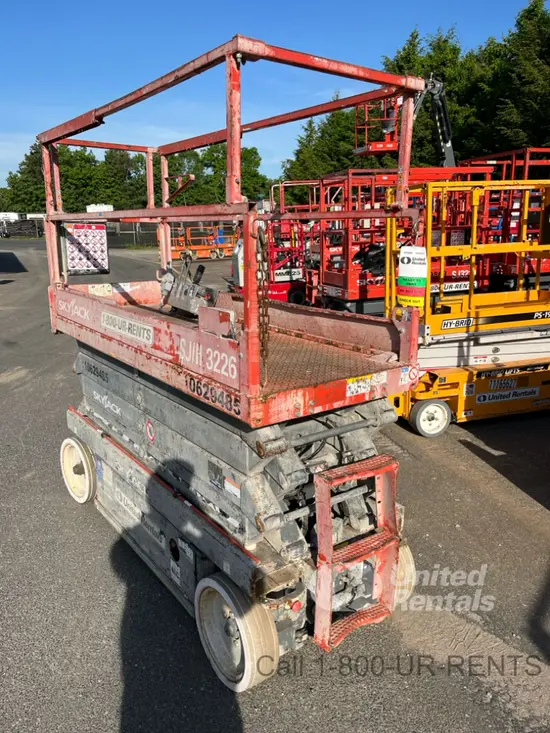 2017 Skyjack SJIII3226 Scissor Lift