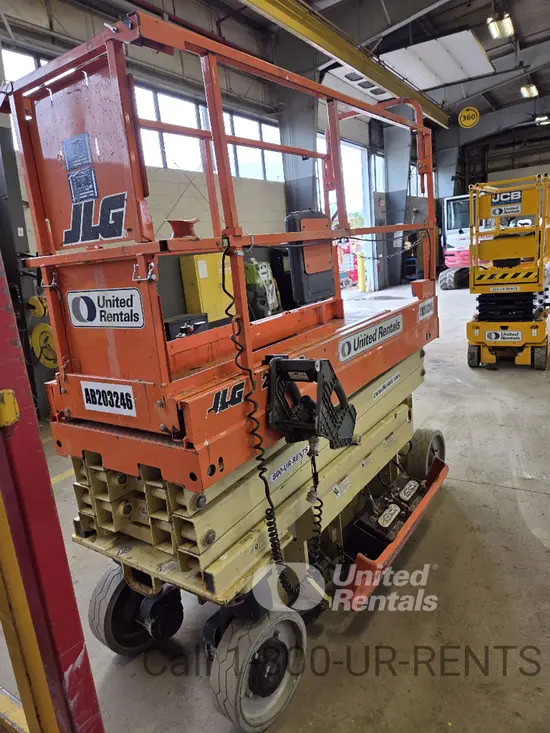 2018 JLG 2032ES Scissor Lift