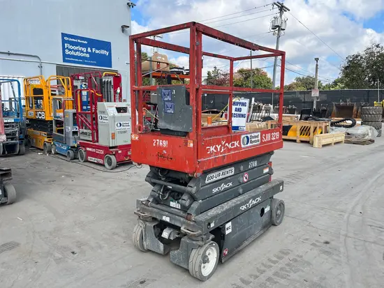2016 Skyjack SJIII3219 Scissor Lift