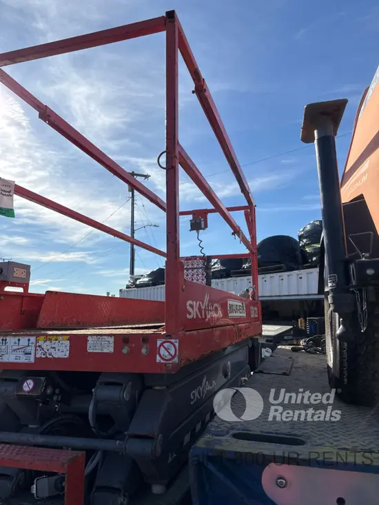 2018 Skyjack SJIII3220 Scissor Lift
