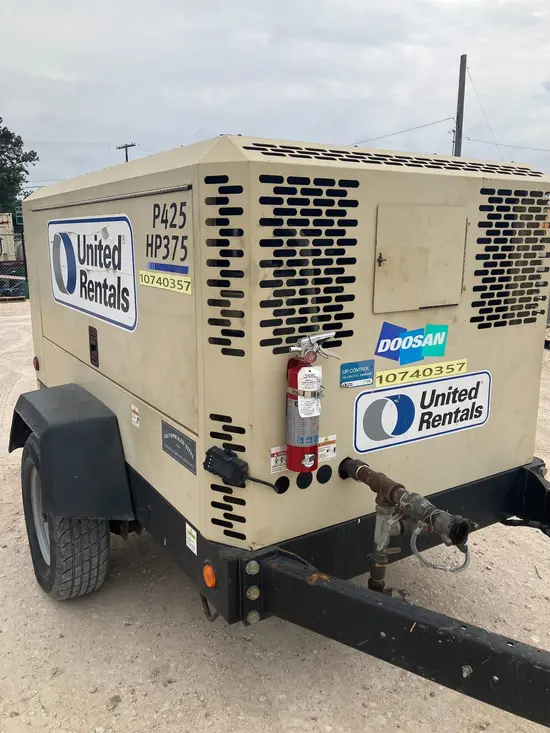 2018 Doosan P425/HP375WCUT4 Air Compressor