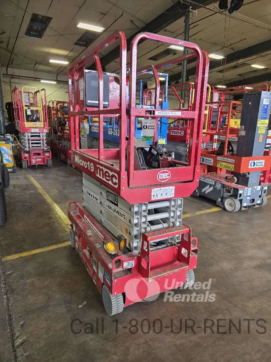 2018 MEC MICRO 19 Scissor Lift