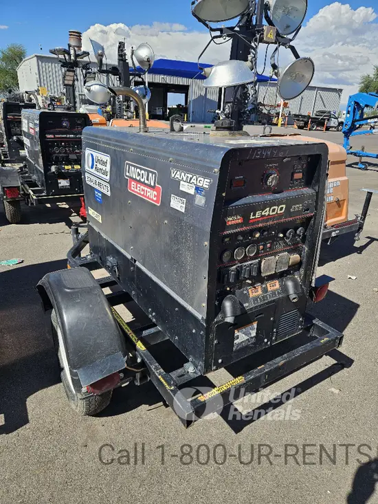2022 Lincoln Electric LE400 Welder