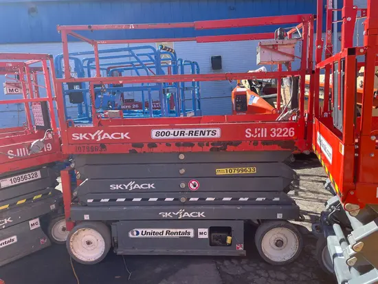 2018 Skyjack SJIII3226 Scissor Lift
