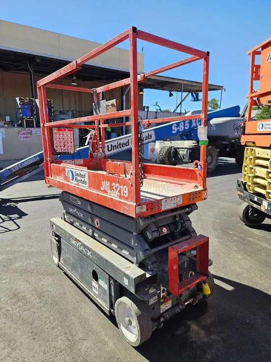 2018 Skyjack SJIII3219 Scissor Lift