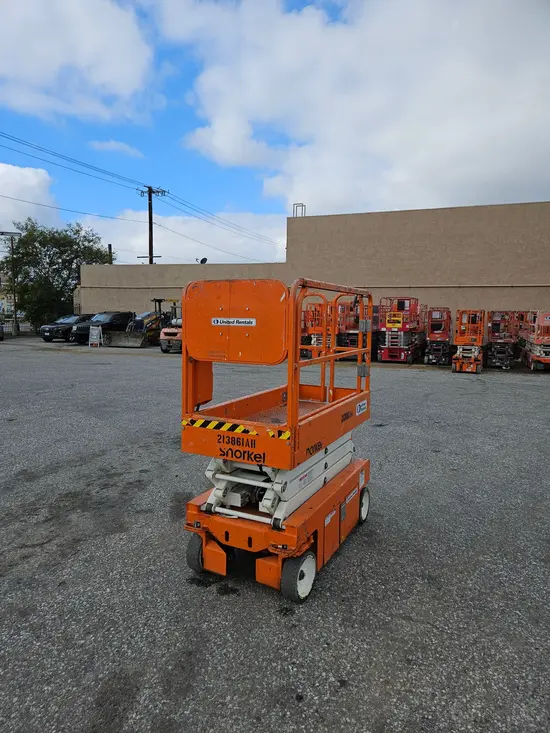 2018 Snorkel S3219E Scissor Lift