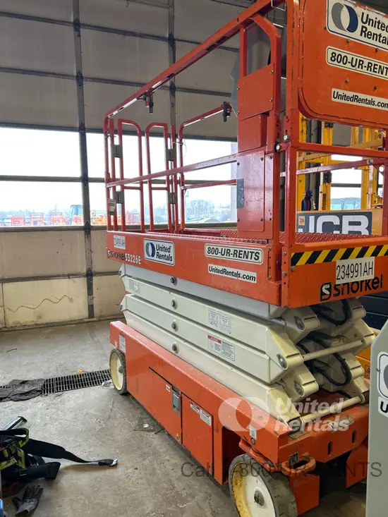 2019 Snorkel S3226E Scissor Lift