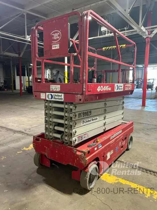 2018 MEC 4046SE Scissor Lift