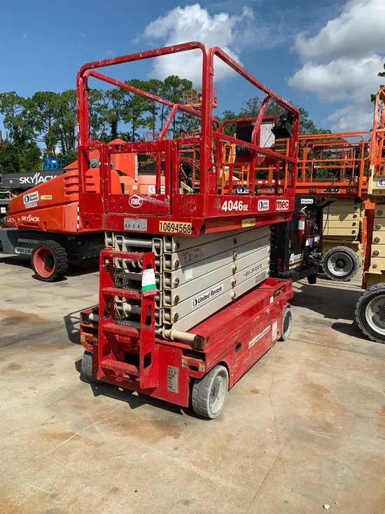2017 MEC 4046SE Scissor Lift