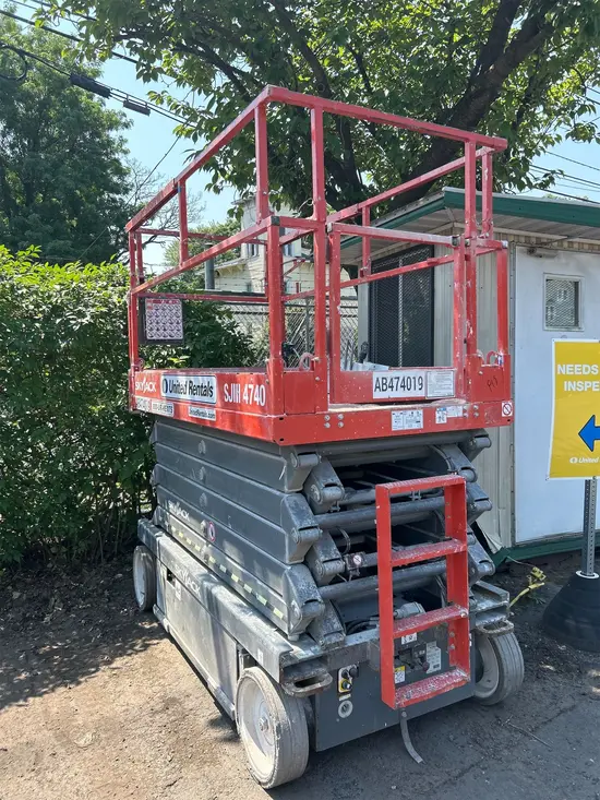 2018 Skyjack SJIII4740 Scissor Lift