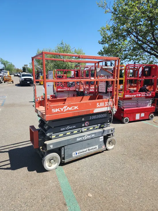 2017 Skyjack SJIII3219 Scissor Lift
