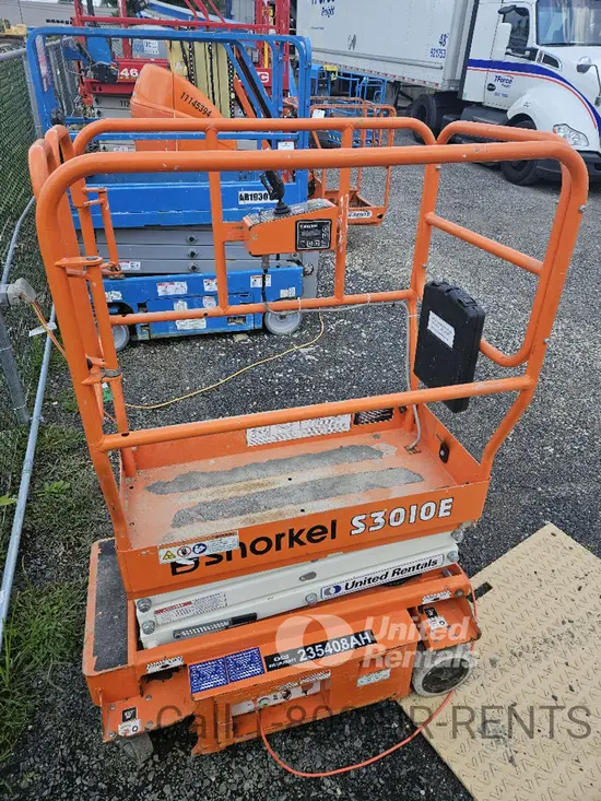 2019 Snorkel S3010E Scissor Lift