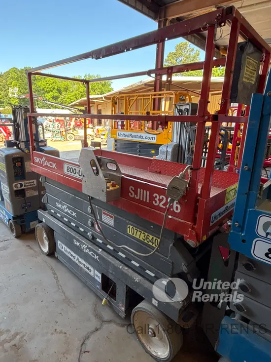 2018 Skyjack SJIII3226 Scissor Lift