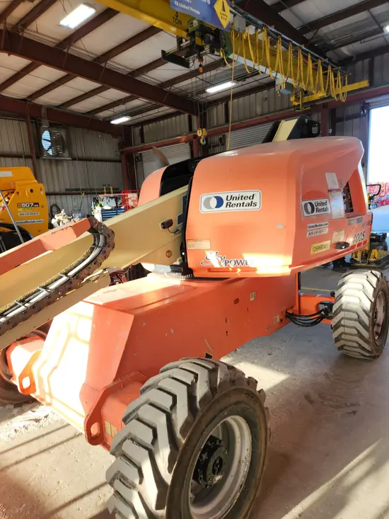 2017 JLG 400S Boom Lift