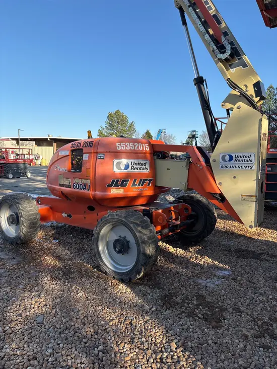 2016 JLG 600AJ Articulating Boom Lift