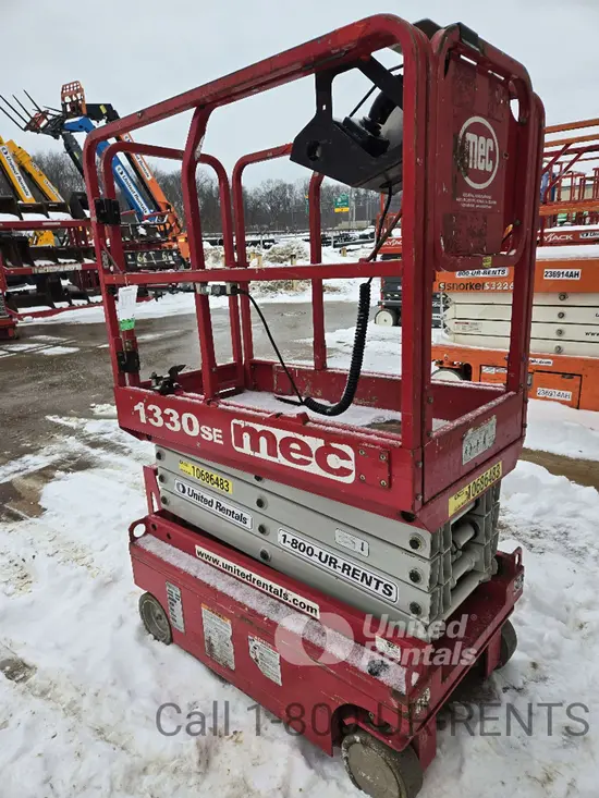 2017 MEC 1330SE Scissor Lift