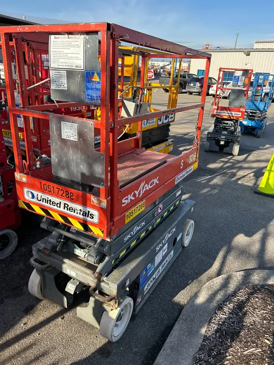 2016 Skyjack SJIII3219 Scissor Lift