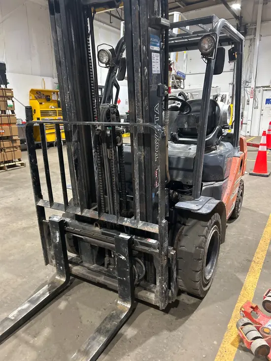 2018 Toyota 8FGU25 Warehouse Forklift