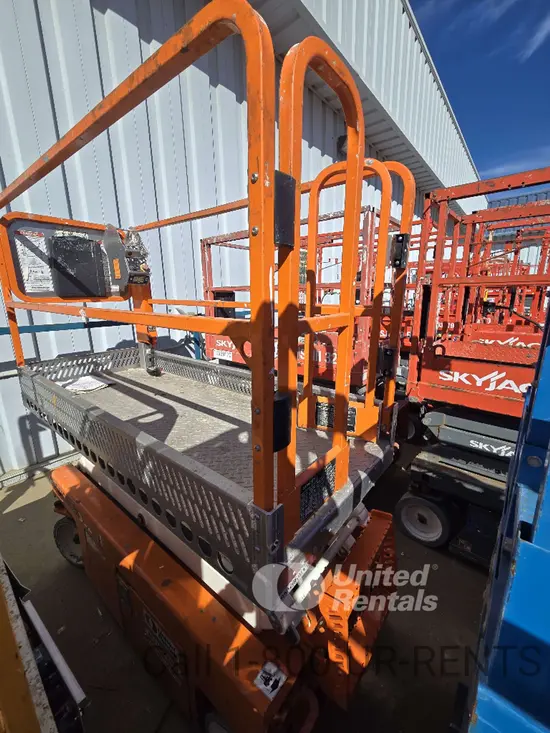 2019 Snorkel S3215L Scissor Lift