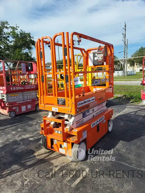 2021 Snorkel S3215E Scissor Lift