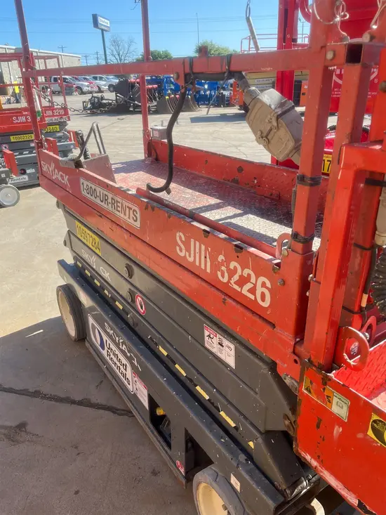 2017 Skyjack SJIII3226 Scissor Lift