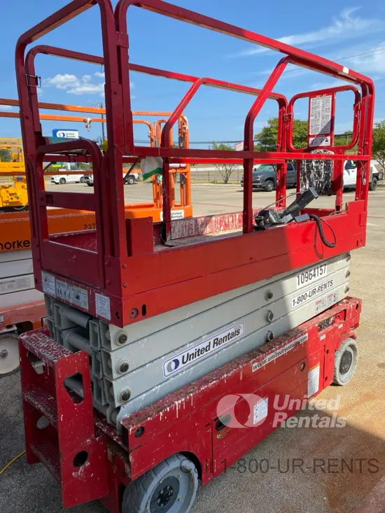2019 MEC 2632SE Scissor Lift