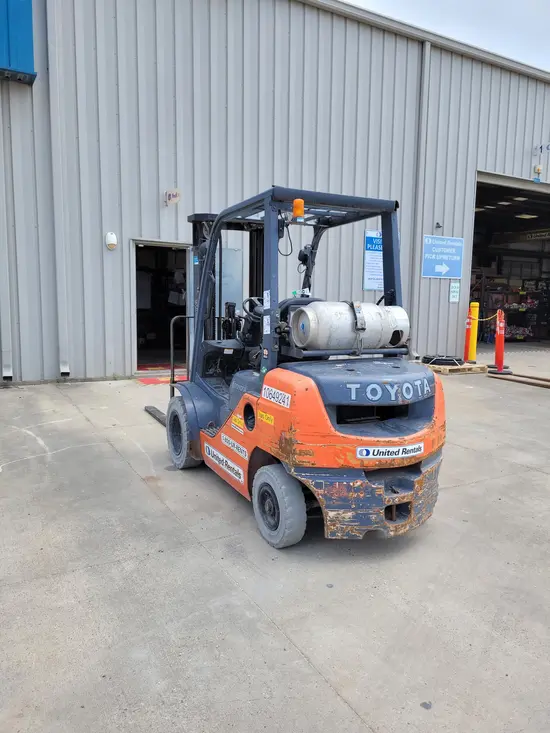 2017 Toyota 8FGU25 Forklift