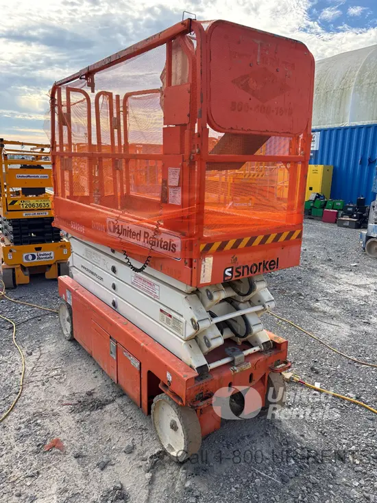 2019 Snorkel S3226E Scissor Lift