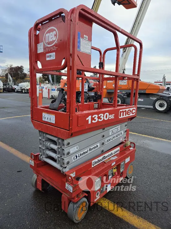 2017 MEC 1330SE Scissor Lift