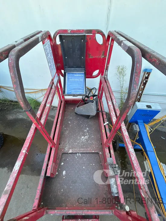 2018 MEC 1330SE Scissor Lift