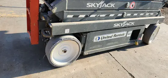 2018 Skyjack SJIII3226 Scissor Lift
