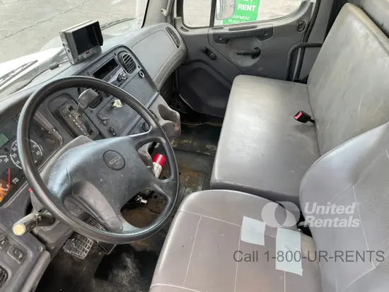 2019 Freightliner M2 106 STAKE truck
