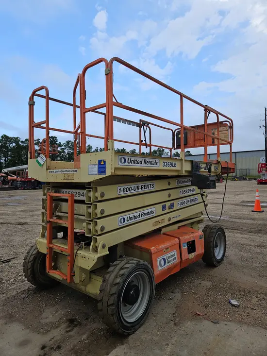 2017 JLG 3369LE Scissor Lift