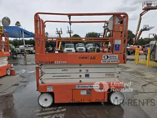 2018 Snorkel S3226E Scissor Lift