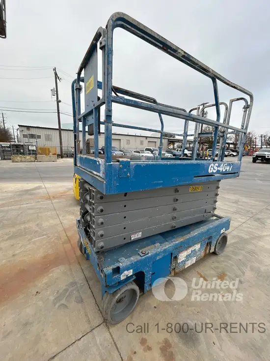 2017 Genie GS-4047 Scissor Lift