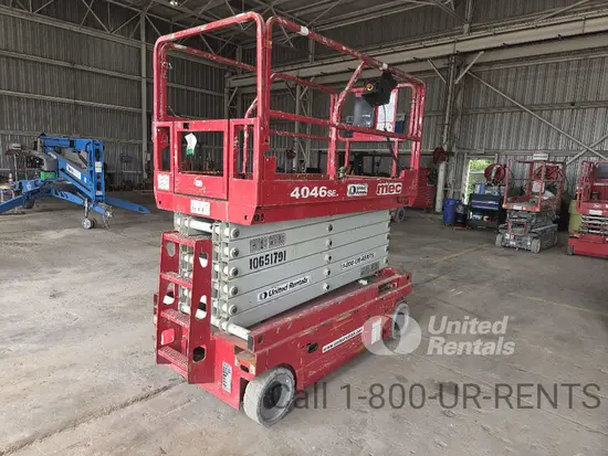 2017 MEC 4046SE Scissor Lift