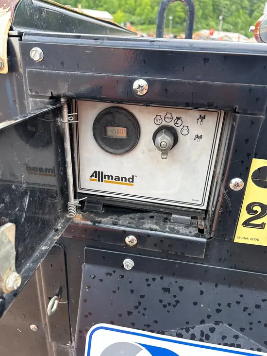 2019 Allmand NLV-ML3EC Portable Light Tower
