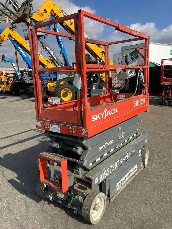 2016 Skyjack SJIII3219 Scissor Lift