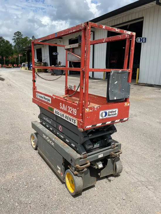2018 Skyjack SJIII3219 Scissor Lift
