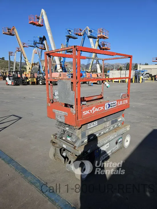 2019 Skyjack SJIII3219 Scissor Lift