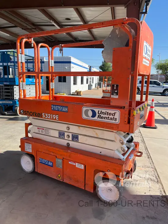 2018 Snorkel S3219E Scissor Lift