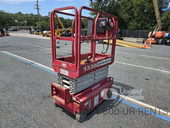 2018 MEC 1330SE Scissor Lift
