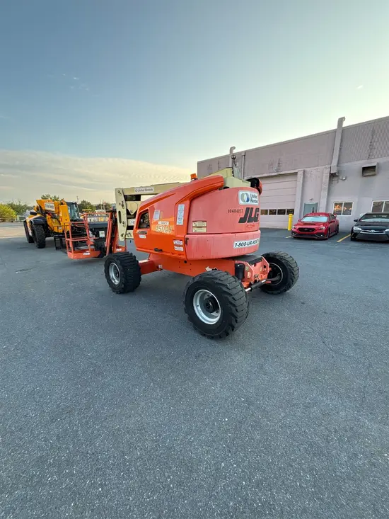 2015 JLG 450AJ Articulating Boom Lift