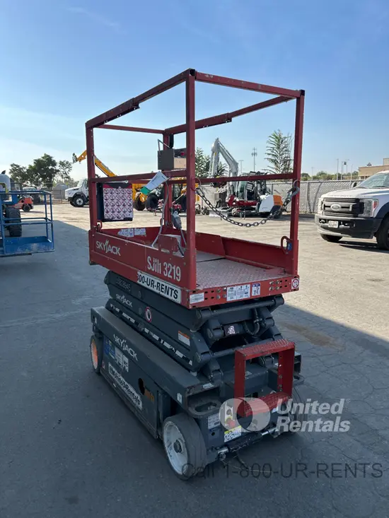 2018 Skyjack SJIII3219 Scissor Lift
